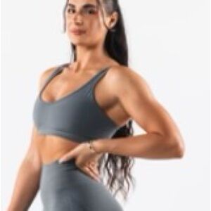 Alphalete - Amplify Excel Bra (Skyscraper)